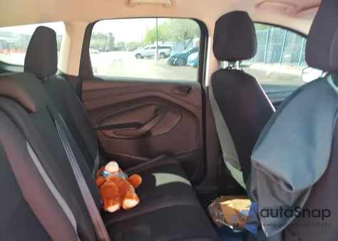 2016 Ford Escape S from USA, damaged, VIN 1FMCU0F77GUC59878